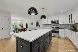 16 Dale Dr, Greenwich, CT 06831 - Photo 9