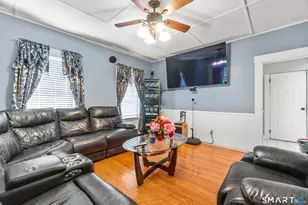 32 Union St, Seymour, CT 06483 - Photo 7