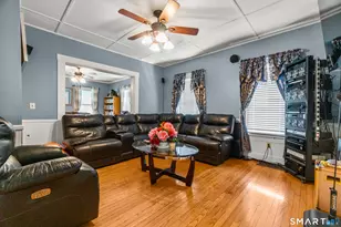 32 Union St, Seymour, CT 06483 - Photo 9