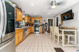 32 Union St, Seymour, CT 06483 - Photo 15