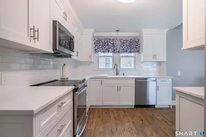 7 Locust Street #A, Norwalk, CT 06855 - Photo 5