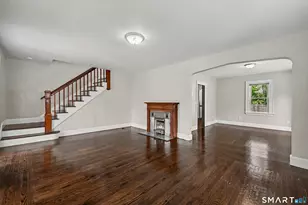 33 Maple St, West Haven, CT 06516 - Photo 5