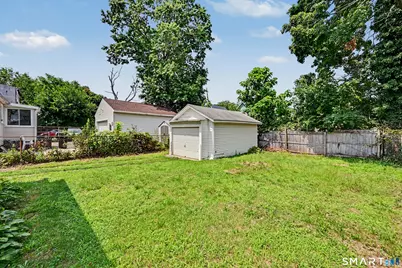 33 Maple Street, West Haven, CT 06516 - Photo 35