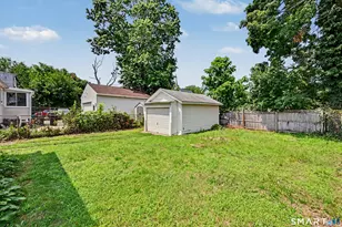 33 Maple St, West Haven, CT 06516 - Photo 35