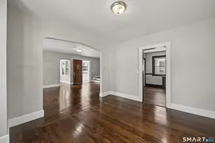 33 Maple St, West Haven, CT 06516 - Photo 23
