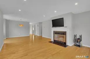 26 Ashford Dr, Avon, CT 06001 - Photo 5