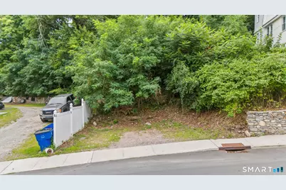 121 Wolcott Street, Waterbury, CT 06705 - Photo 29