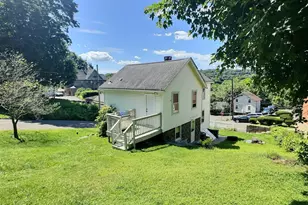 10 Washington St, Derby, CT 06418 - Photo 21