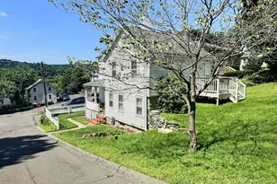 10 Washington St, Derby, CT 06418 - Photo 15