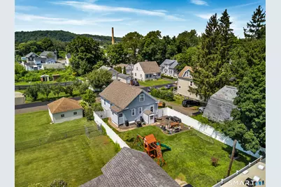 15 Laden Avenue, Wallingford, CT 06492 - Photo 31