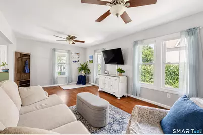 15 Laden Avenue, Wallingford, CT 06492 - Photo 15