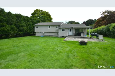 90 Colonese Road, Fairfield, CT 06825 - Photo 3