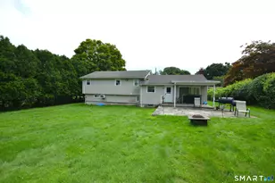 90 Colonese Rd, Fairfield, CT 06825 - Photo 3