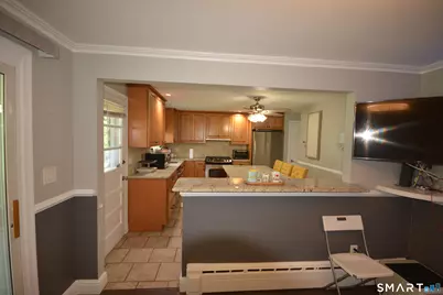 90 Colonese Road, Fairfield, CT 06825 - Photo 11