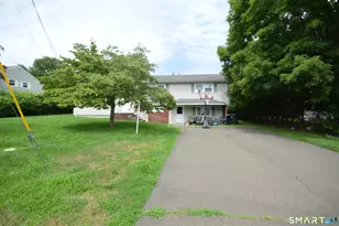 90 Colonese Rd, Fairfield, CT 06825 - Photo 1