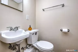106 Ferry Ct, Stratford, CT 06614 - Photo 23