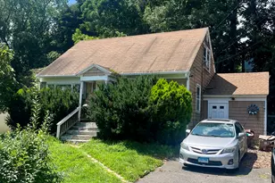 21 Joy Rd, Waterbury, CT 06708 - Photo 1