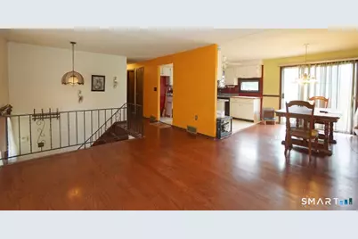 6 Tiffany Lane, Bloomfield, CT 06002 - Photo 5