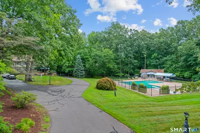 132 Roslyn Drive, New Britain, CT 06052 - Photo 37