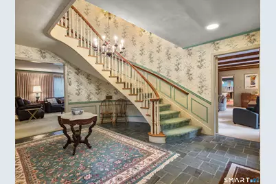132 Roslyn Drive, New Britain, CT 06052 - Photo 9