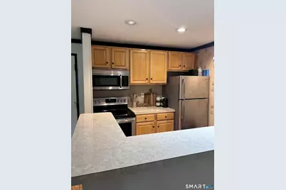 28 Prospect Street #2, Manchester, CT 06040 - Photo 9