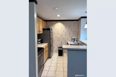 28 Prospect Street #2, Manchester, CT 06040 - Photo 7