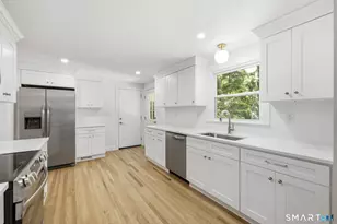 16 Chadwick Dr, Old Lyme, CT 06371 - Photo 11