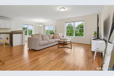34 Lexington Gardens #34, North Haven, CT 06473 - Photo 3