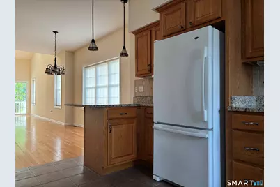 511 Elm Street #9-1, North Haven, CT 06473 - Photo 5