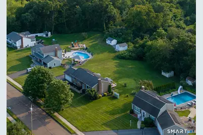 16 Brockett Farm Road, North Haven, CT 06473 - Photo 13