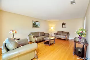 87 Gilbert Ln, South Windsor, CT 06074 - Photo 5
