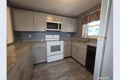 883 Rubber Avenue #2, Naugatuck, CT 06770 - Photo 3