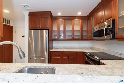 49 Rose Street #307, Branford, CT 06405 - Photo 5