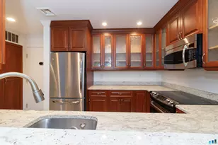 49 Rose St, Branford, CT 06405 - Photo 5