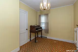327 Anna Ave, Waterbury, CT 06708 - Photo 7
