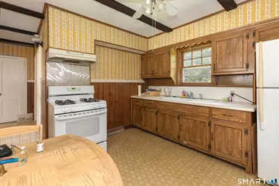 327 Anna Avenue, Waterbury, CT 06708 - Photo 3