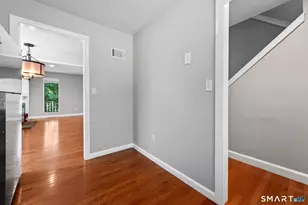 2 Shagbark Ln, Woodbury, CT 06798 - Photo 5