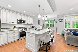 46 Bridlewood Ln, Vernon, CT 06066 - Photo 3