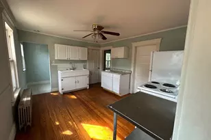 24 Donahue St, Torrington, CT 06790 - Photo 3