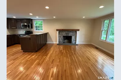41 Melody Lane, Essex, CT 06442 - Photo 3