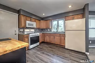 433 3rd Ave, West Haven, CT 06516 - Photo 11