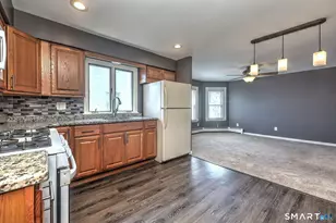 433 3rd Ave, West Haven, CT 06516 - Photo 15