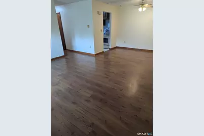 36 Thompson Road #B, Manchester, CT 06040 - Photo 3