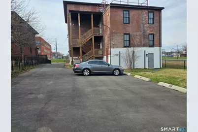 94-96 Edwards Street #3A, Hartford, CT 06120 - Photo 21