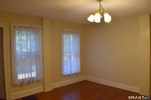 13 Pleasant St, Woodbury, CT 06798 - Photo 5