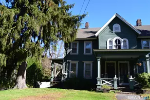 13 Pleasant St, Woodbury, CT 06798 - Photo 1