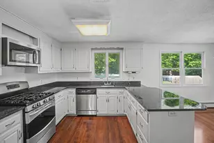 33 W Gerald Dr, Manchester, CT 06040 - Photo 17