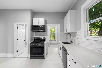 47 Hart Street, New Britain, CT 06052 - Photo 7