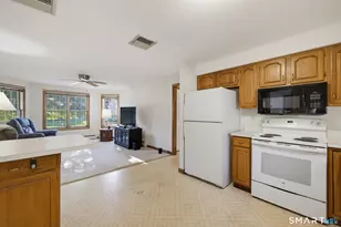 143 Fitzgerald Dr, East Hartford, CT 06118 - Photo 21