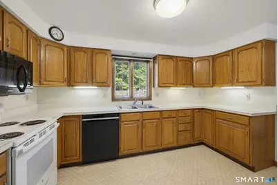 143 Fitzgerald Drive, East Hartford, CT 06118 - Photo 19